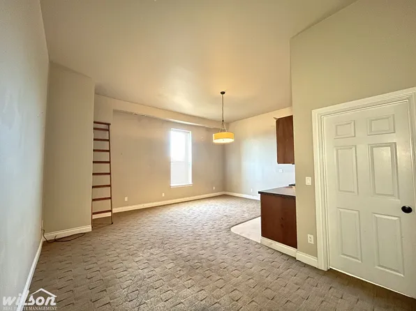 5 N. Front St., 5 N Front St APT 202, Yakima, WA 98901