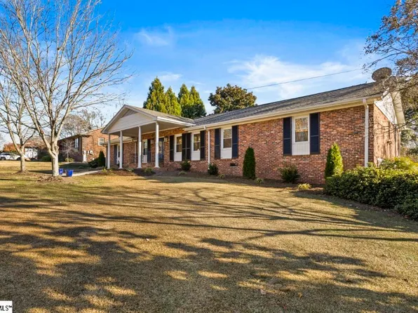 200 Leyswood Dr, Greenville, SC 29615