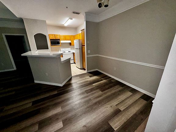 3rd image of 6413 Astor Village Ave APT 308