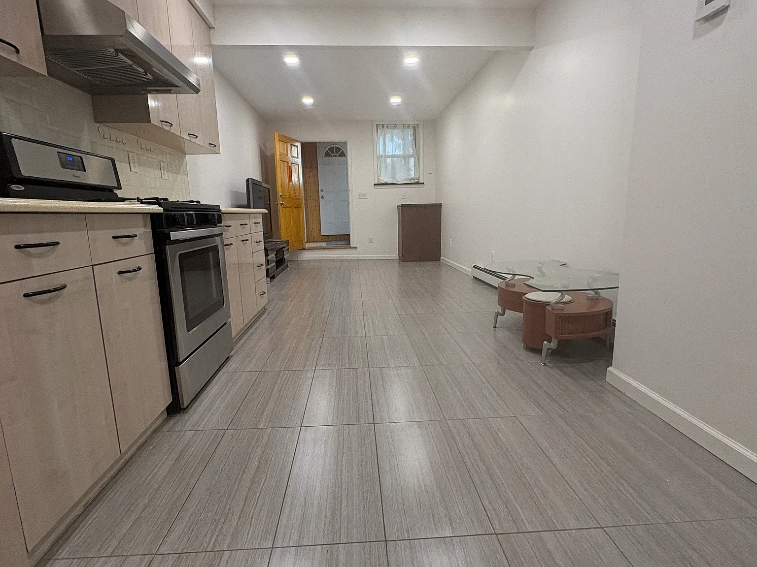 2 bed, $2,350 — Photo 1