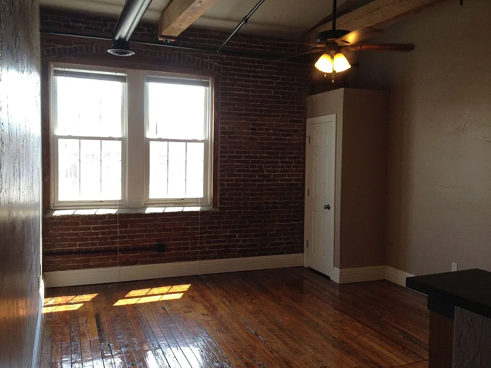 Monroe Street Suites
