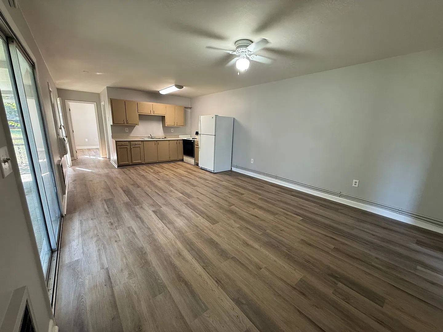 Claire Avenue Duplex — Photo 3