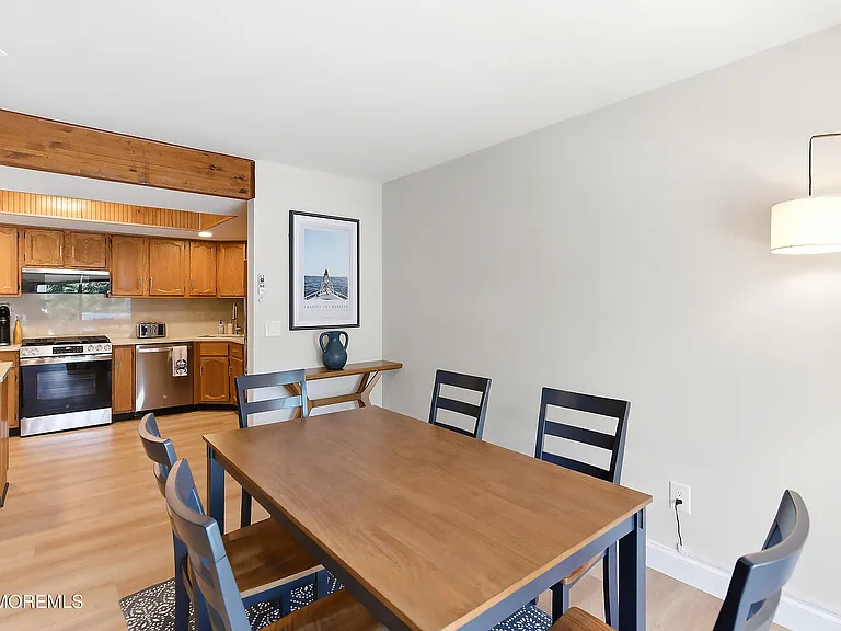 525 SW Central Ave #A13 — Photo 8