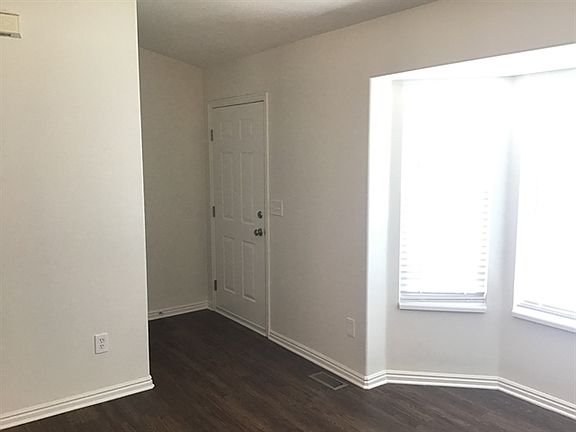 4th image of 6916 Hoyle Cir