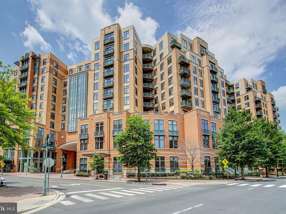 1st image of 2720 S Arlington Mill Dr Unit 302