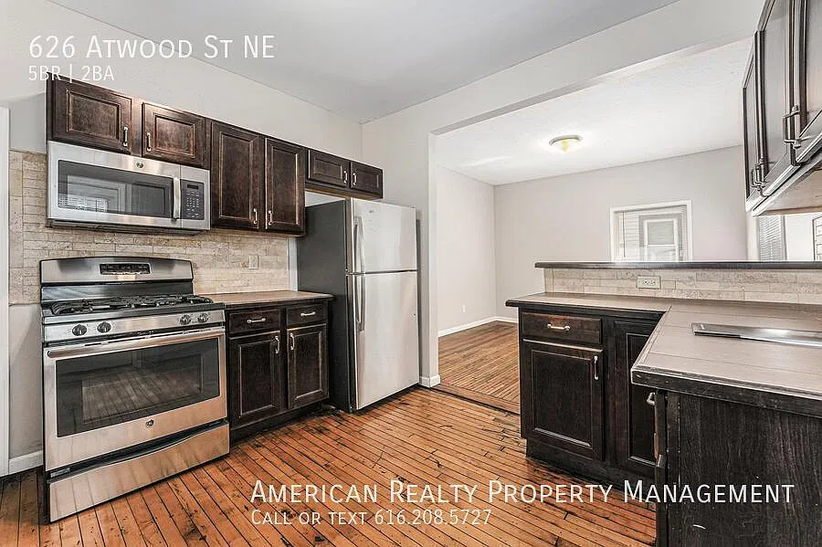 5 bed, 1588 sqft, $2,850 — Photo 4
