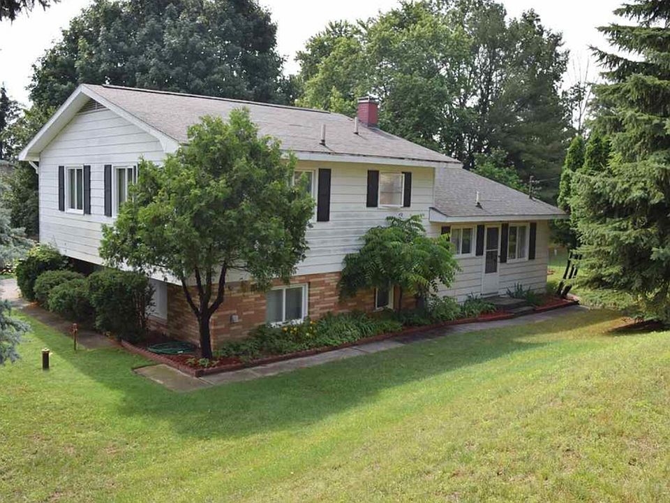 1st image of 1073 Knoll Crest Ct