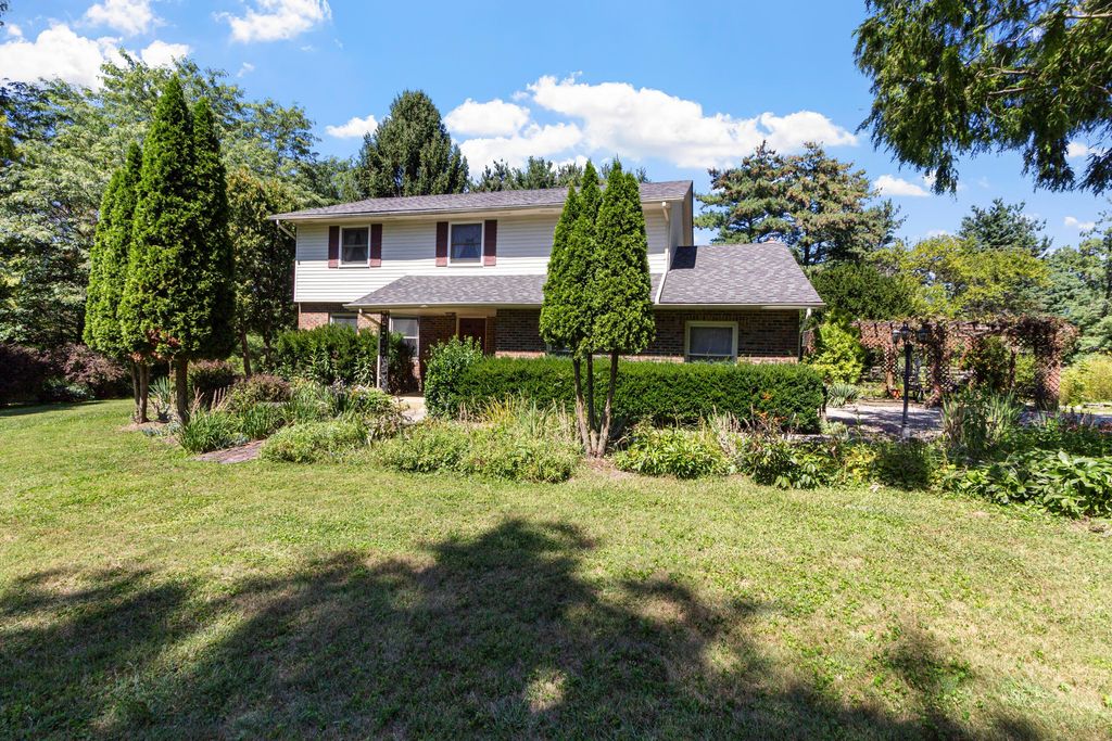 Real estate listing image