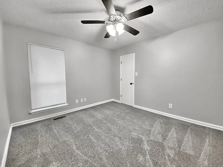 11473 S Emerson Pl — Photo 10