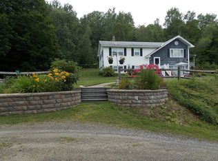 230 Russell Rd, Tunbridge, VT 05077