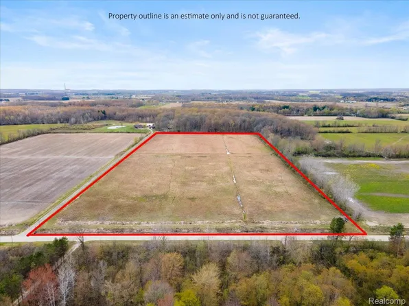 Cribbins Rd, Avoca, MI 48006