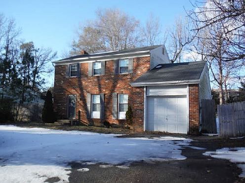 1st image of 5648 Heatherhill Dr
