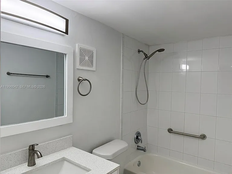 8550 SW 109th Ave #5-114 — Photo 8