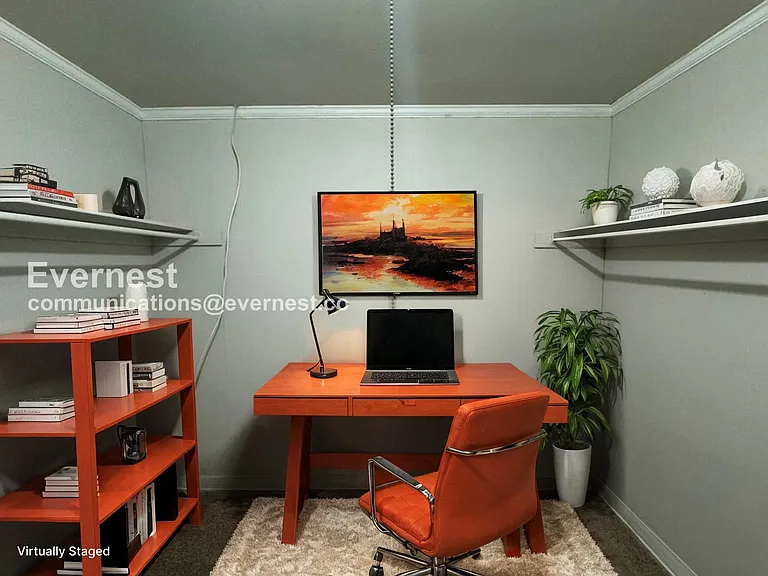 Huntwood Apartments — Photo 7