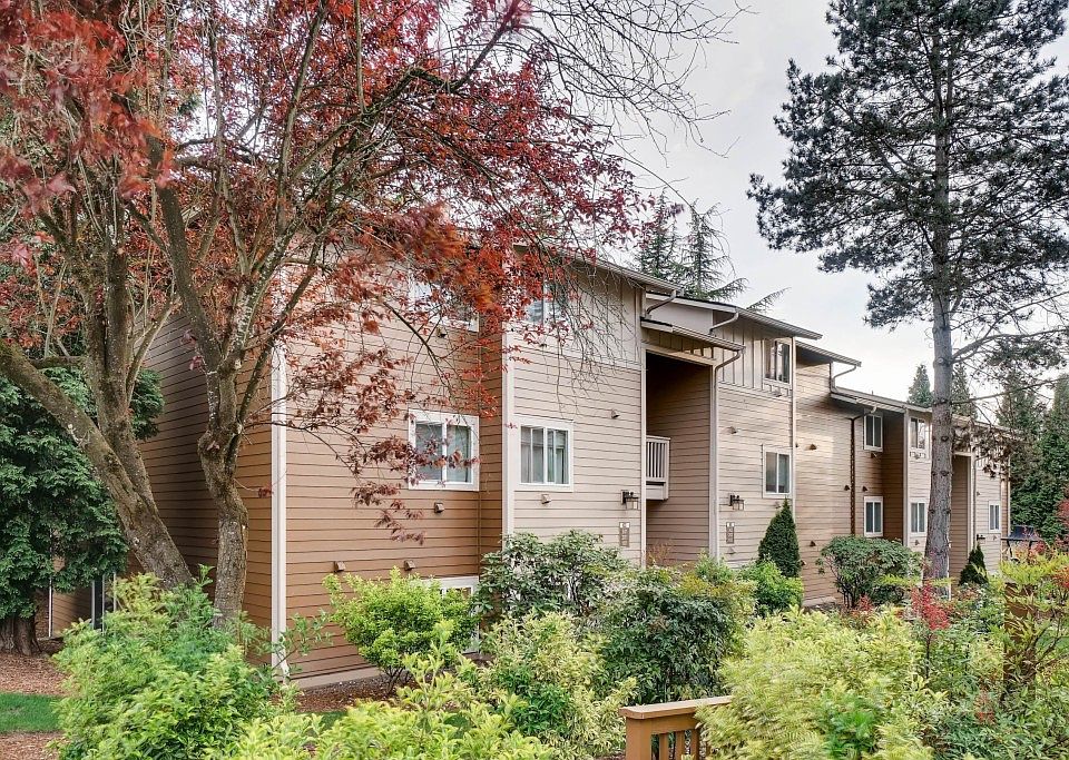 1st image of 14018 NE 181st Pl APT E101