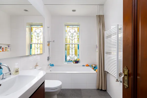 Sold by Brown Harris Stevens | media 17