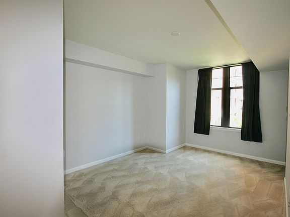 5th image of 1024 N Utah St APT 624