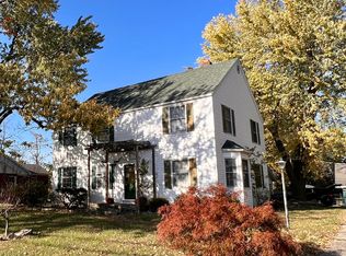 1211 E Main St, Linn, MO 65051