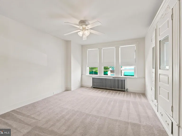 832 N Union St — Photo 11
