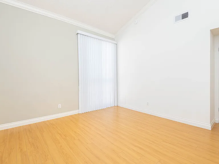 11757 Kiowa Ave #7 — Photo 8