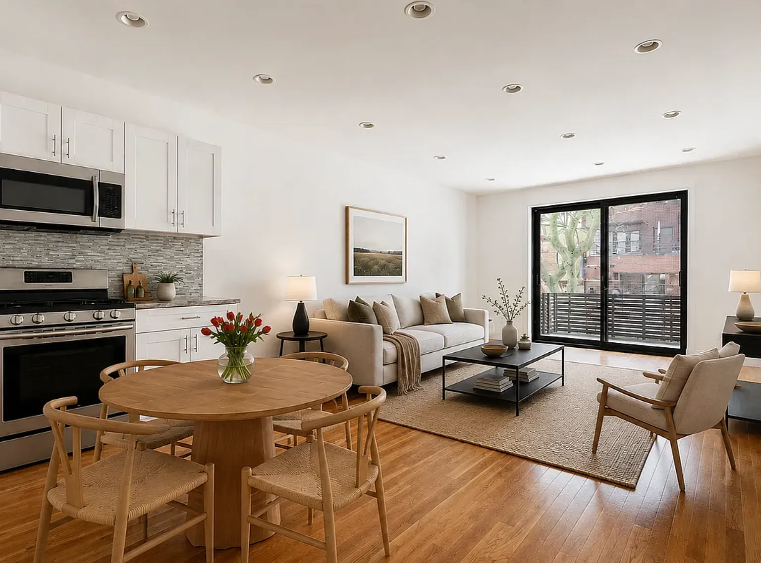 1582A Pacific Street — Photo 3