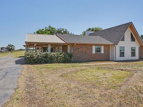 2nd image of 20518 E County Road 157