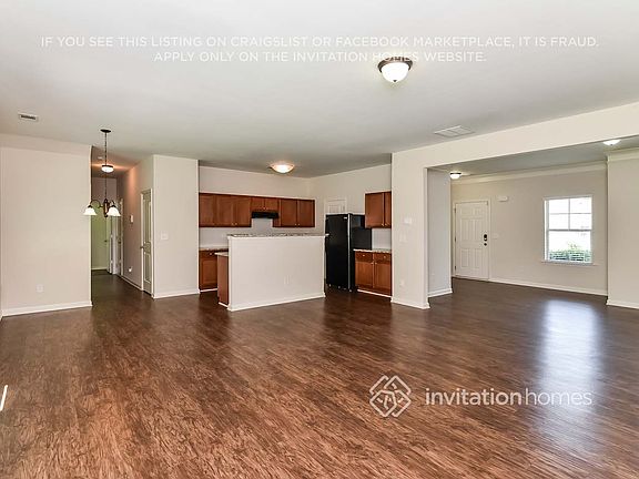 5th image of 439 Village Broad St