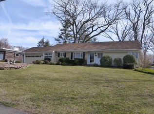 135 Cooley Dr, Longmeadow, MA 01106
