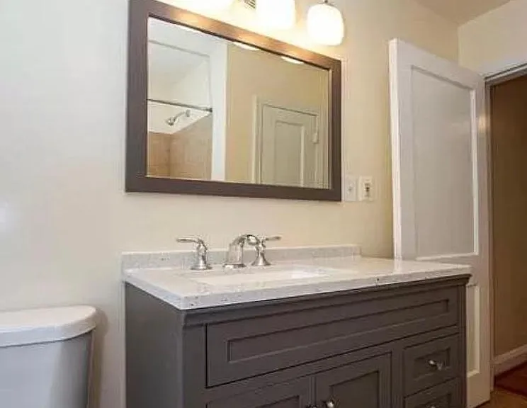 908 Fairmount Ave — Photo 13