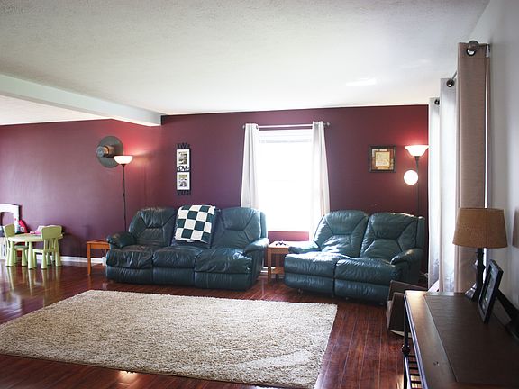 5th image of 865 West St