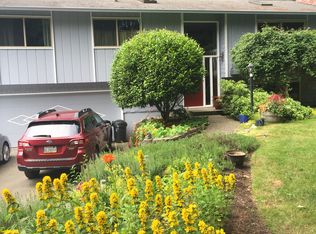 13881 John St NE, Bainbridge Island, WA 98110