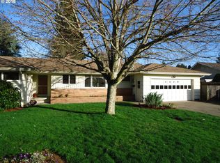 1429 Manzana St, Eugene, OR 97404