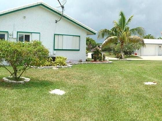 1st image of 7503 NW 73rd Ave