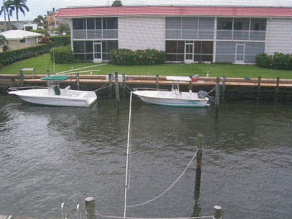 Your boat below your unit!