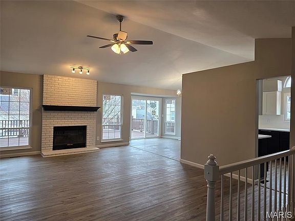 3rd image of 2115 Riding Spur Dr