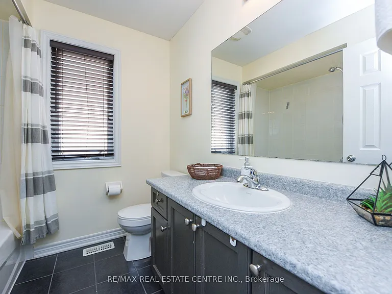 682 Megson Ter — Photo 26