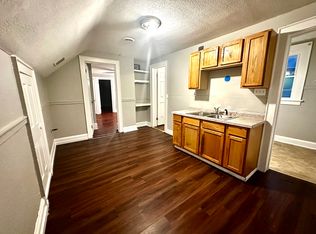 2346 N 18th St #2, Milwaukee, WI 53206