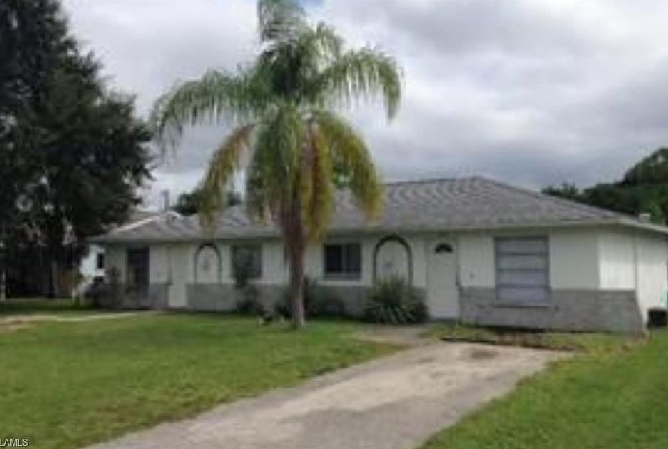1st image of 927/929 SE 23rd Pl