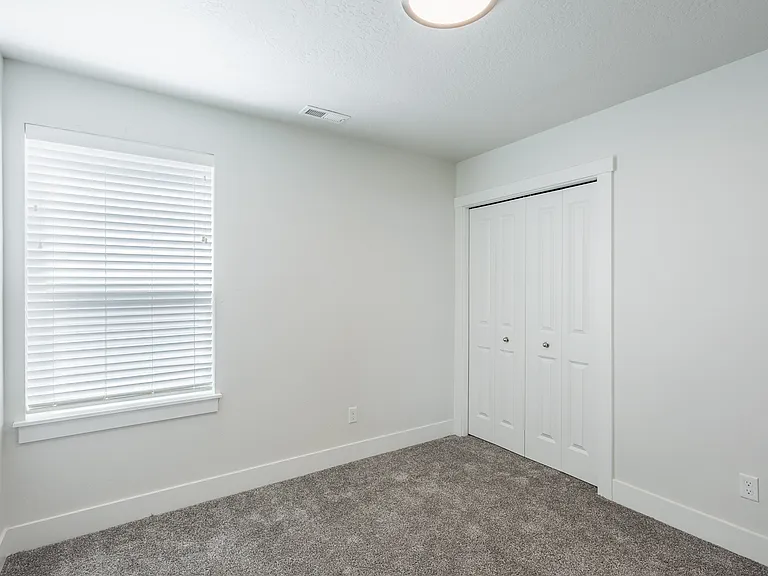 2014 S Defio Way — Photo 32