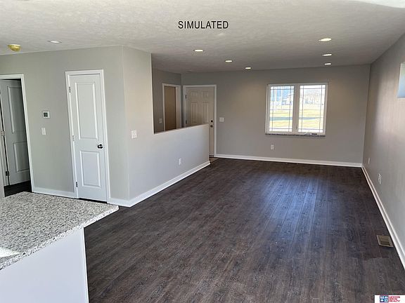 2nd image of 646 Pine St