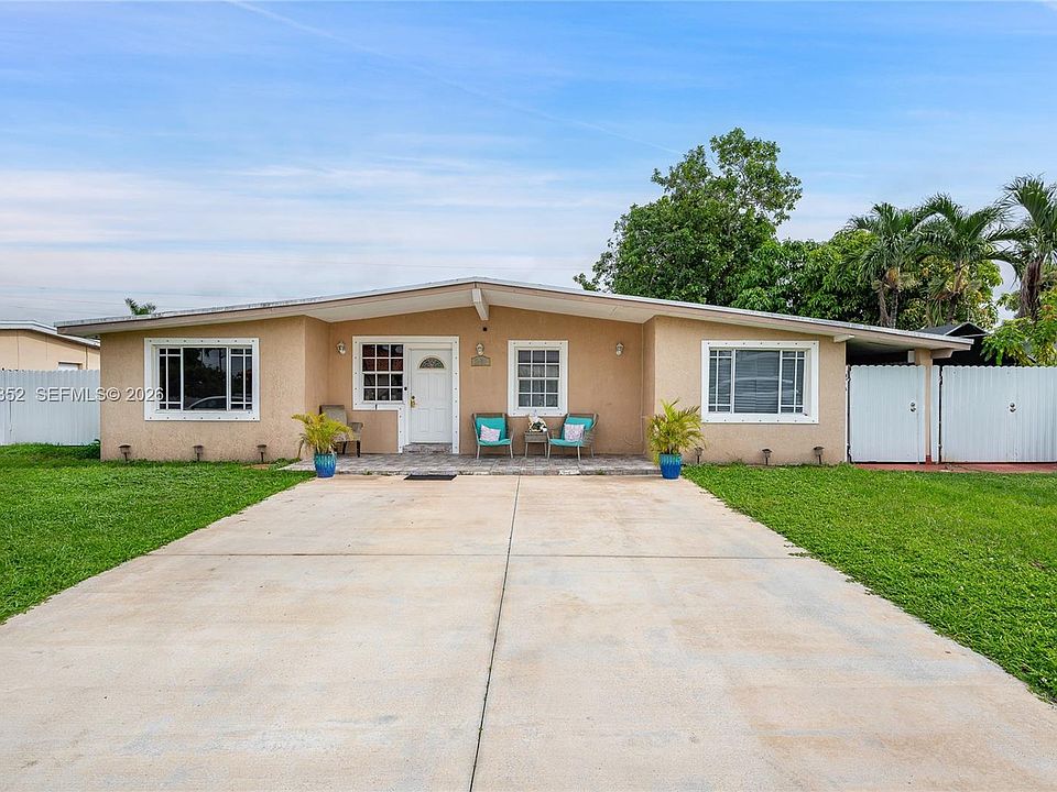 1st image of 11451 SW 43rd St
