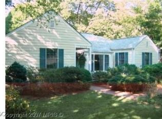 3056 Holmes Run Rd, Falls Church, VA 22042