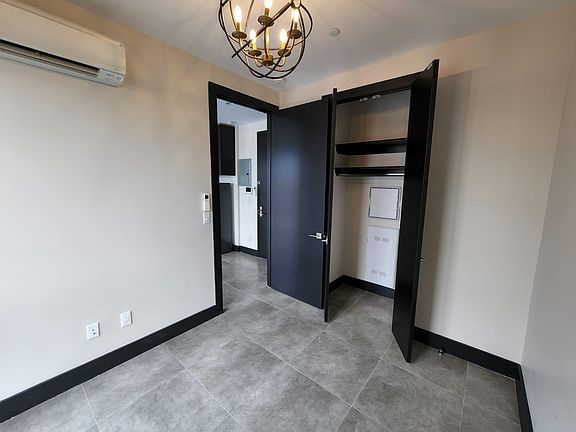 4th image of 1169 Hoe Ave #5C