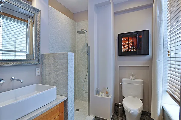 Sold by Corcoran | media 10