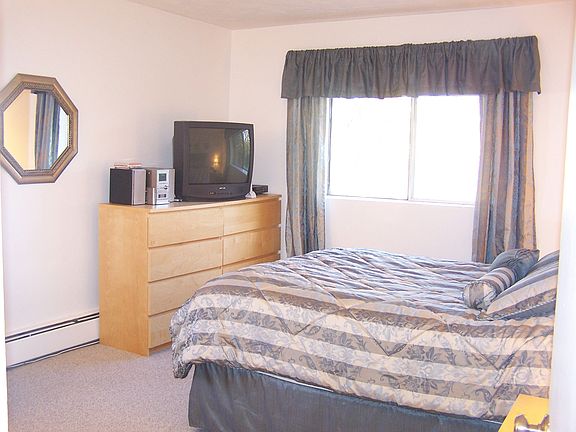 Bedroom #1