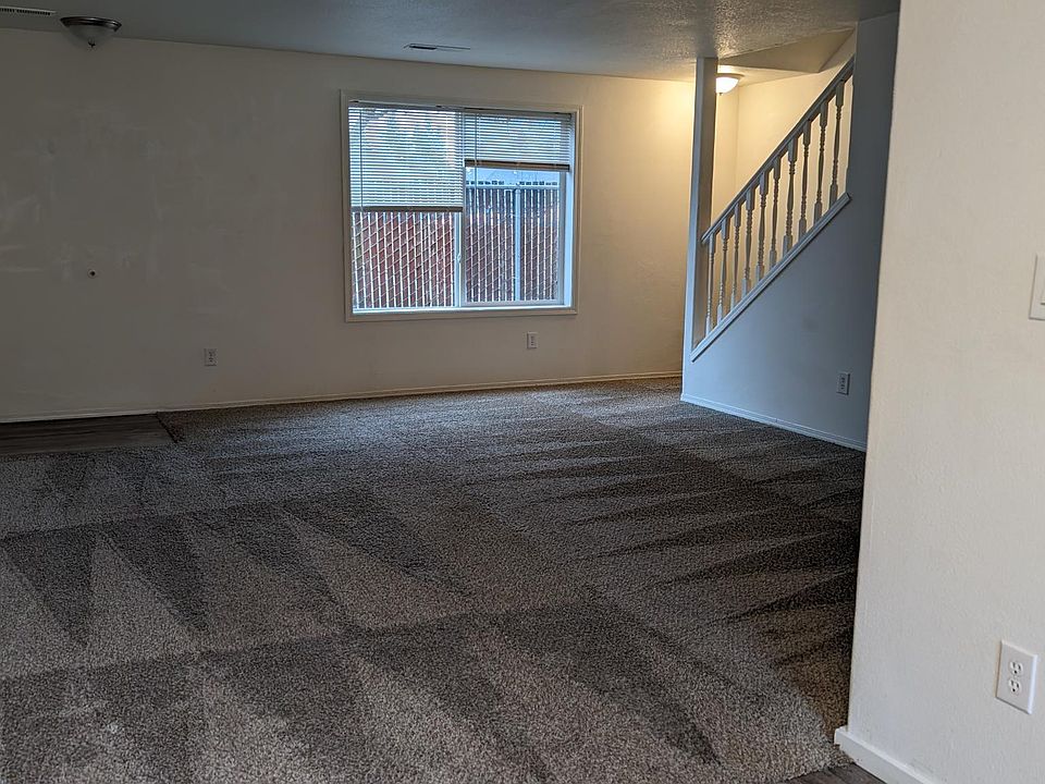 living / dining
