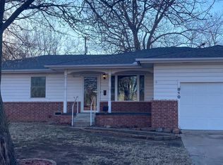 810 Kimberly Rd, Tecumseh, OK 74873