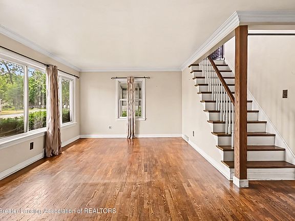 4th image of 513 Julian Ave