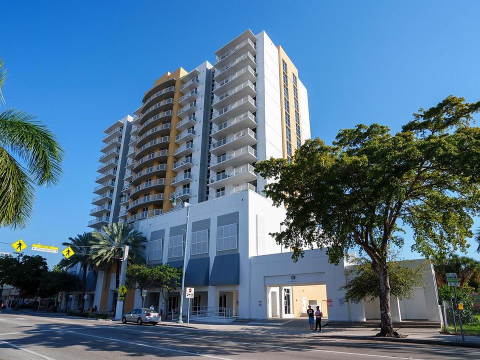 1st image of 900 SW 8th St #1201-900-1