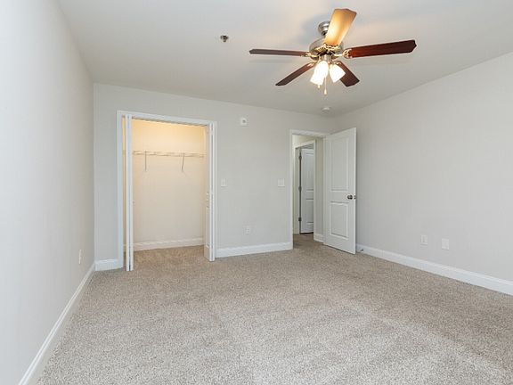 3rd image of 217 Walnut Hill Dr Unit A